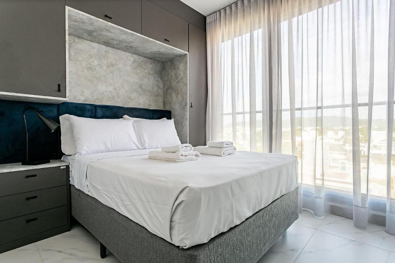 Wi-Fi 300Mb | Rooftop Com Piscina Em Jurere #Ja15 Florianópolis Eksteriør billede